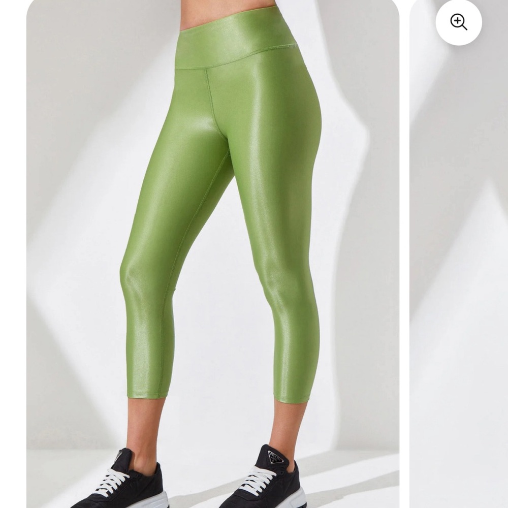 Noli Yoga Liquid Leggings BNWT
